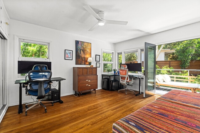 Building Photo - 10275 Oletha Ln