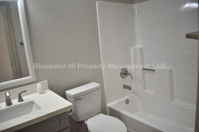 Building Photo - 94-631-631 Himeni Pl