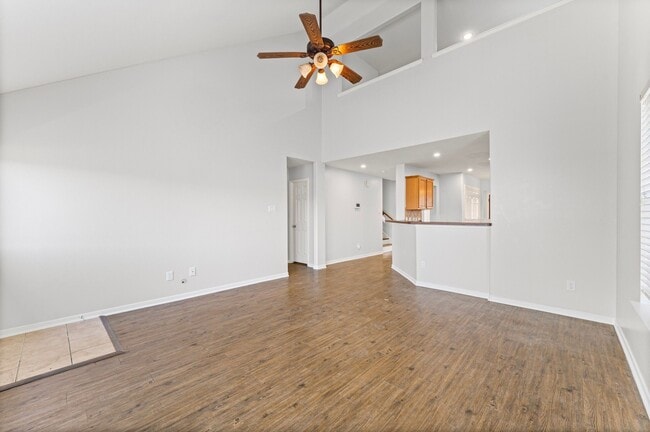 Building Photo - 14723 Boldere Ln