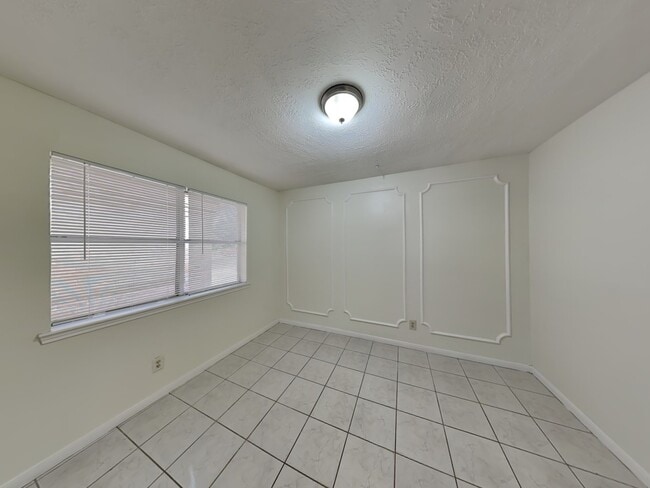 Building Photo - 4907 Eagle Trail Dr