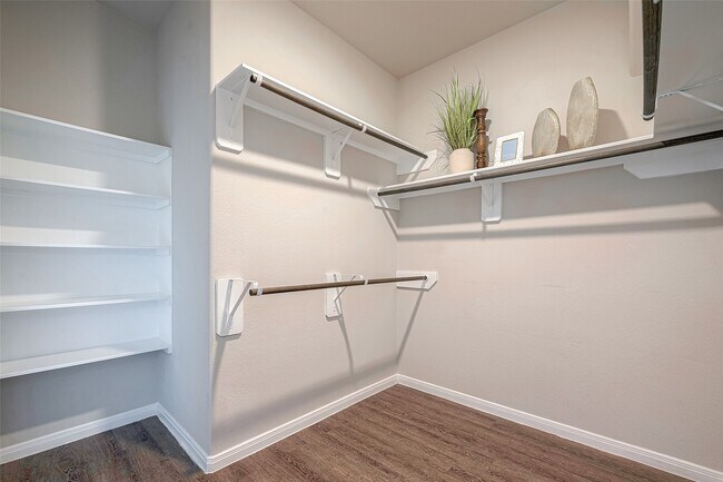 Building Photo - 5207 Chester Springs Ln