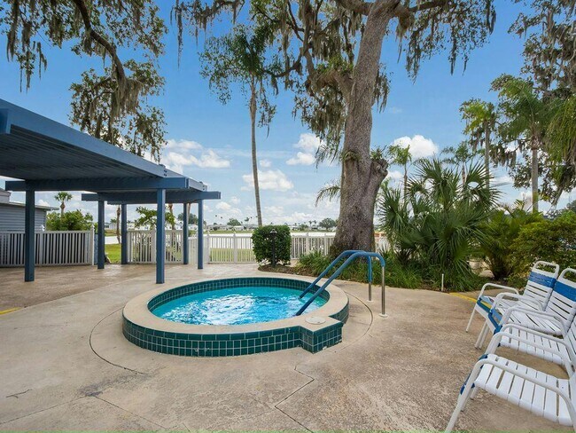 Building Photo - 34628 Ballyhoo Dr