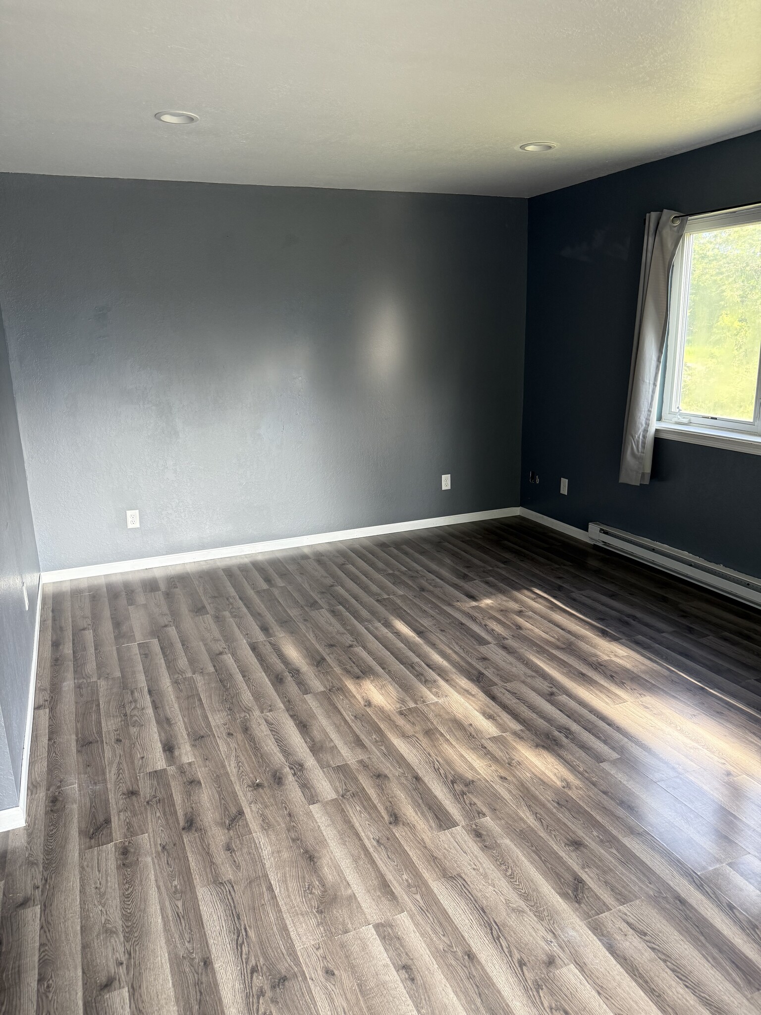 Building Photo - W6527 Woodhaven Cir