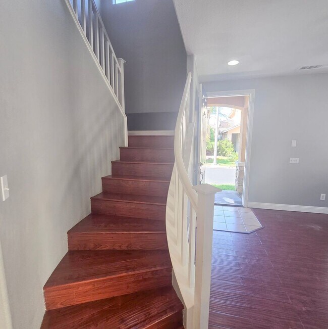 Building Photo - Save on Rent - Half Off Rent if move By No...