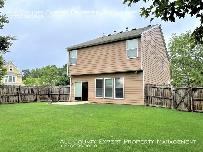 Building Photo - Great home in sought after community