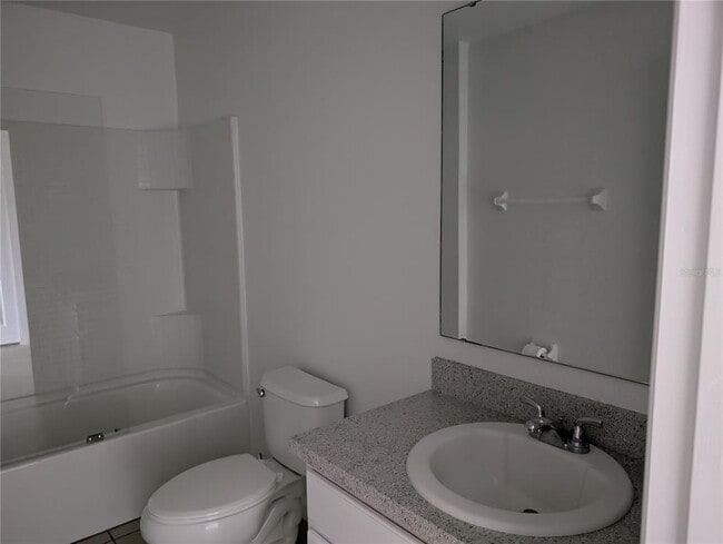 Building Photo - 2203 Chatham Pl Dr