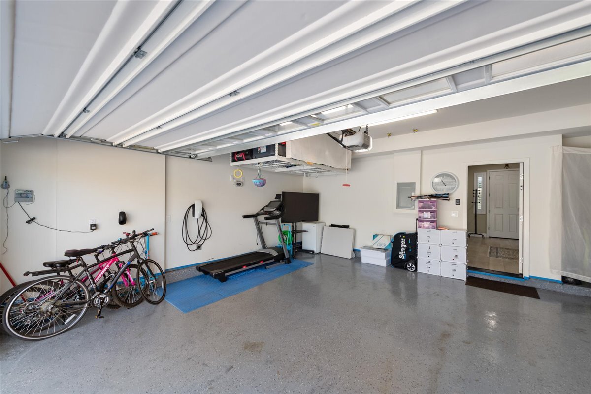 Garage - 2821 Stringham Way