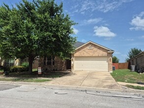 Building Photo - Bright & Inviting 3-Bedroom Home with Flex Space in The Meadows at Buda