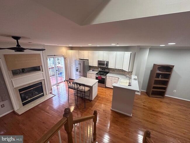 Building Photo - 6493 Powatan Knoll Ct