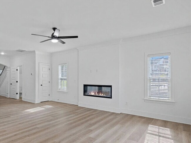 Building Photo - 12510 Susanna Dr