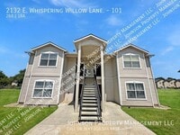 Building Photo - 2132 E Whispering Willow Ln