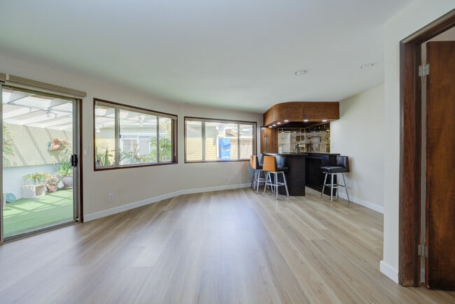 Building Photo - 12657 Everglade St