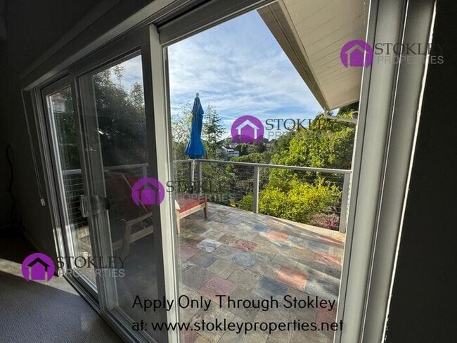 Building Photo - 155 Farallon Ct