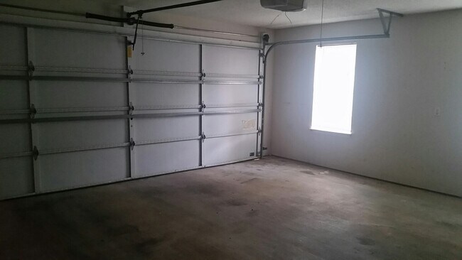 Building Photo - 10020 Silverthorne Ct