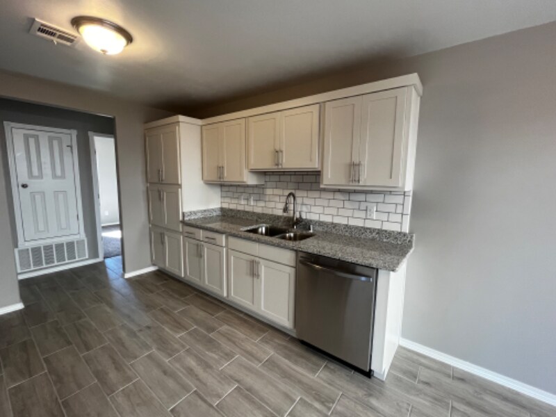 Building Photo - 13829 October Sky Ct