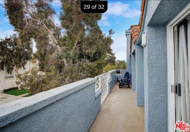 Building Photo - 4843 W 118th Pl