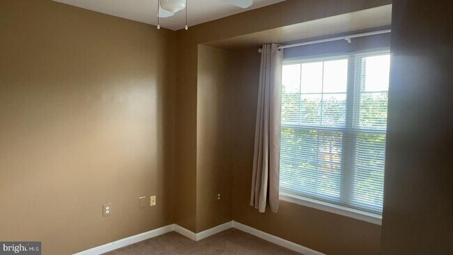 Building Photo - 6409 Nice Pl