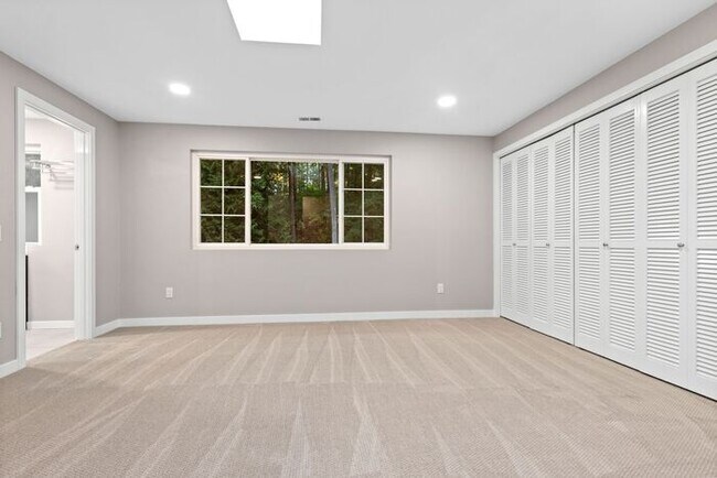 Building Photo - Stunning Private AIR CONDITIONED Dream Home in Coveted Bridal Trails