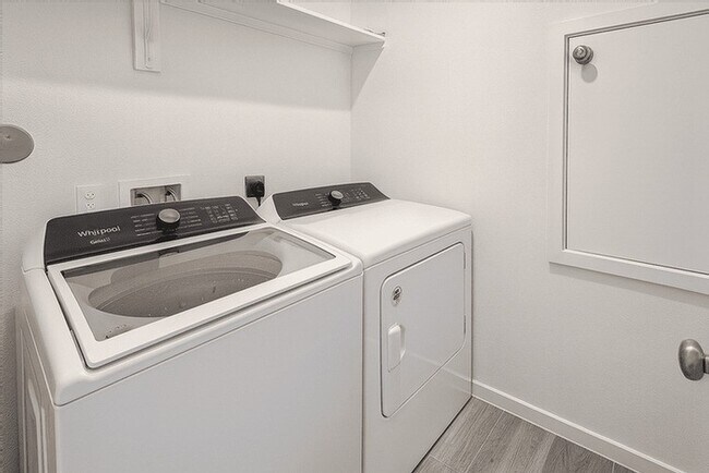 Building Photo - 26231 Arrowleaf Dr