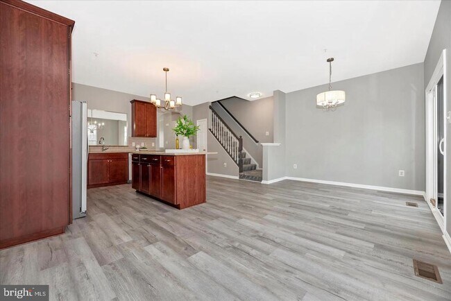 Building Photo - 3508 Connor Pl