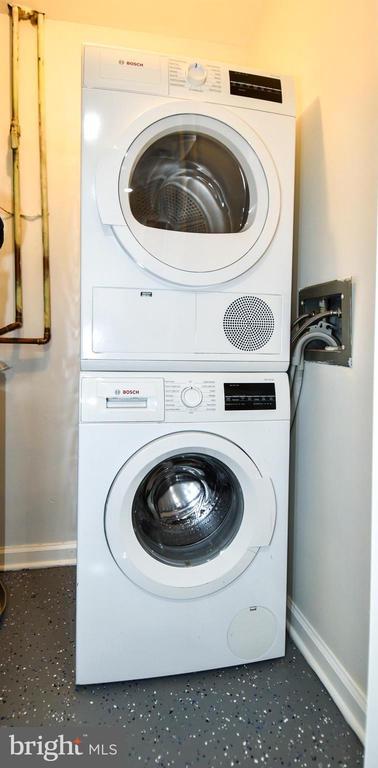 Building Photo - 2725 Connecticut Ave NW