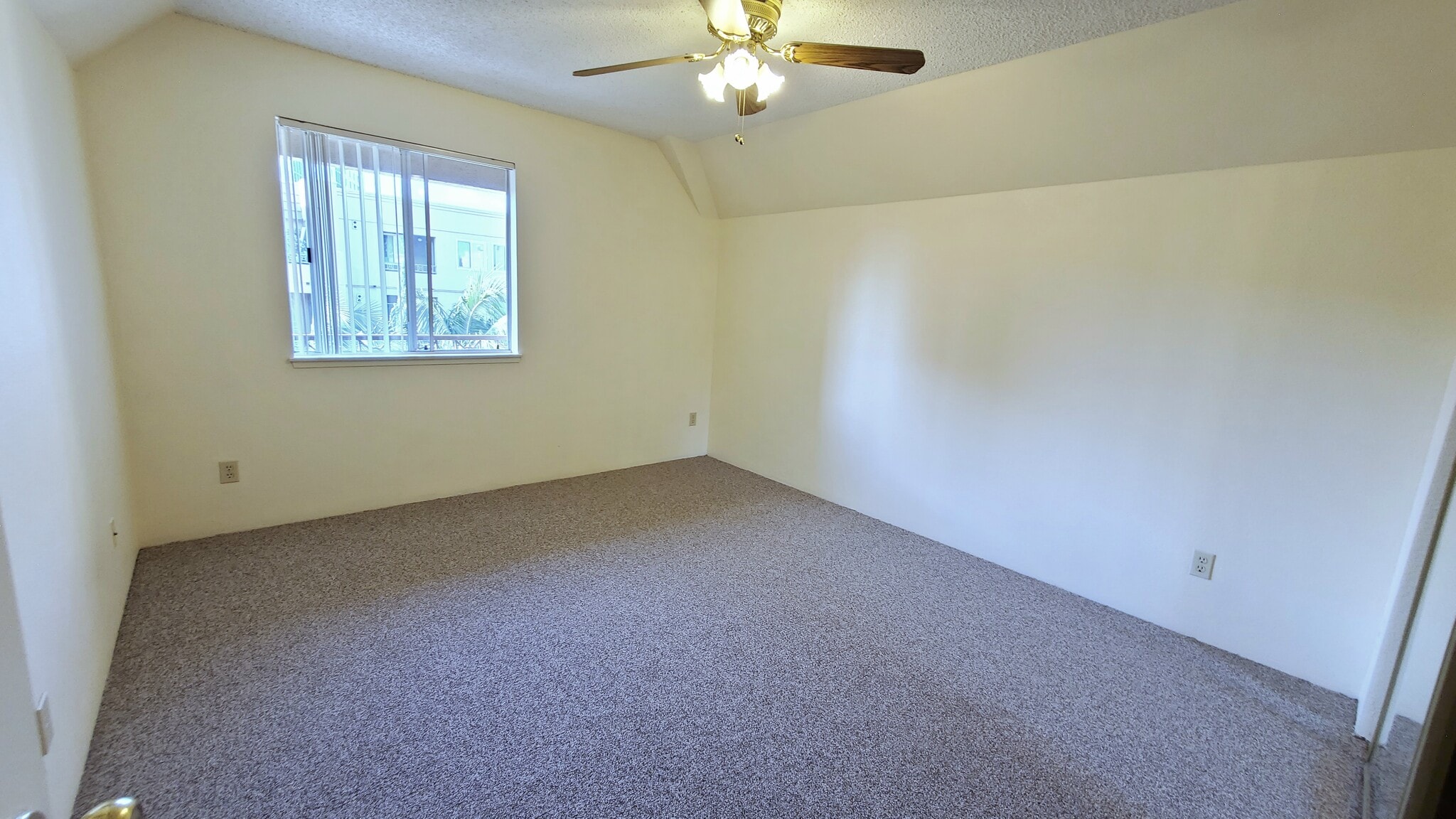 Building Photo - 3520 Lebon Dr