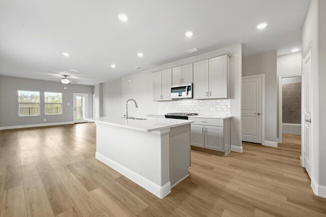 Building Photo - 712 Trace Trl