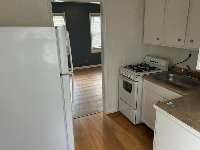 Building Photo - 52 Baltic Ave