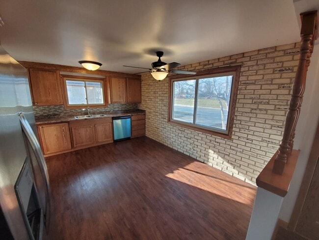 Building Photo - 3 bedroom Northside ranch