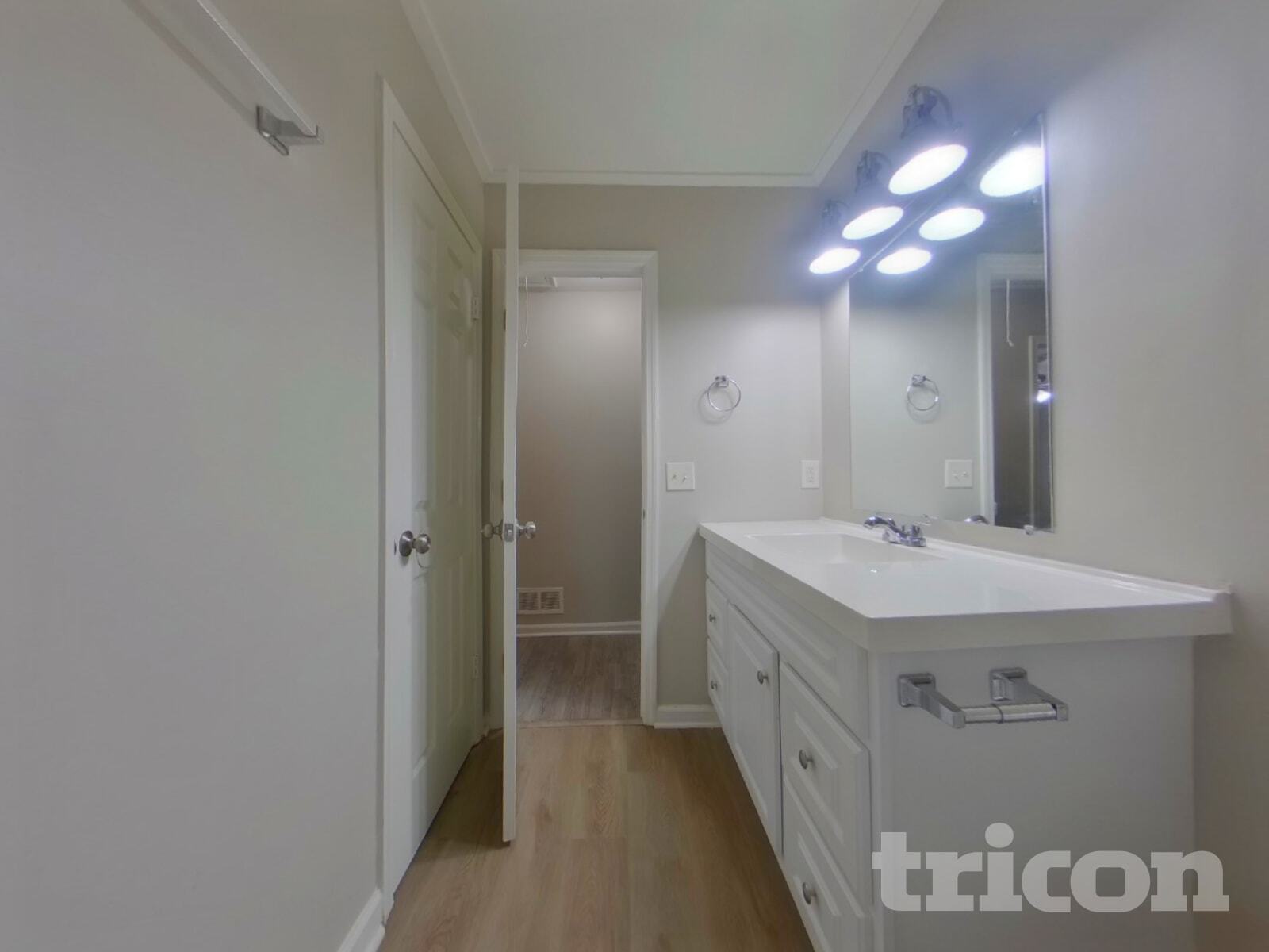 Building Photo - 237 Trinity Three Rd