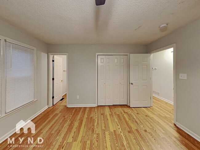 Building Photo - 158 Wendy Way