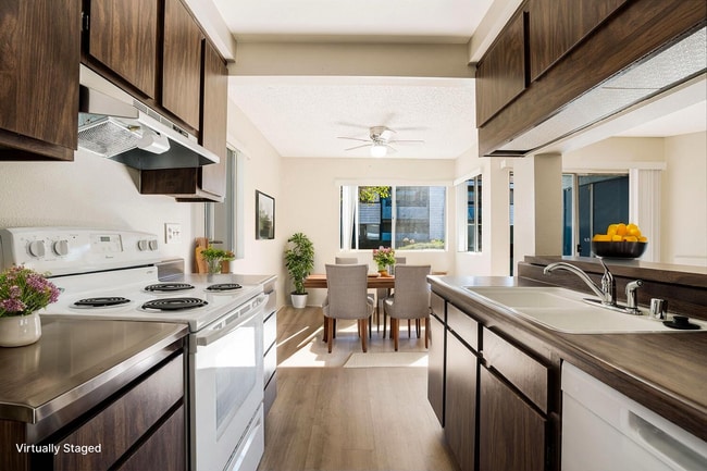 Building Photo - Villa Marina Apartments