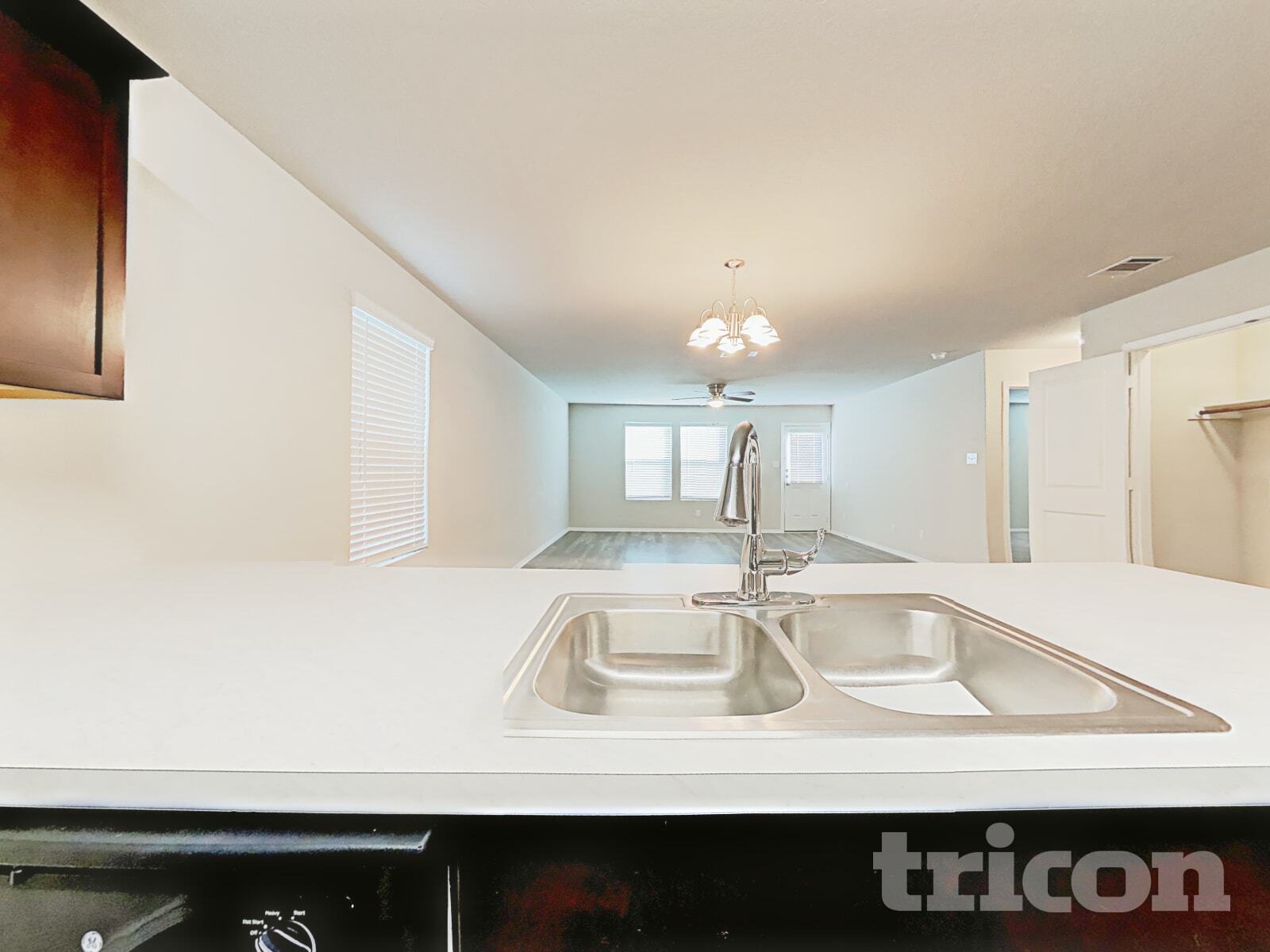 Building Photo - 9736 Marbach Brk