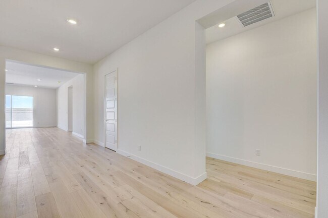 Building Photo - Brand New Home in southwest with a 4 car garage! Next Gen!