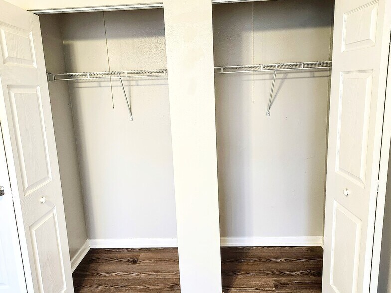 Two closets in master - 2519 beech st