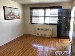 Building Photo - 136-57 68th Dr