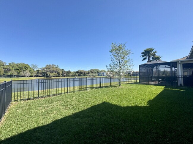 Building Photo - 3615 Voyager Ln