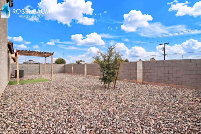 Building Photo - 719 N Havasupai Ln