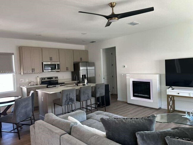 Building Photo - 2952 Embark Trl