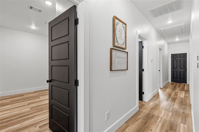 Building Photo - 1900 Rosemary