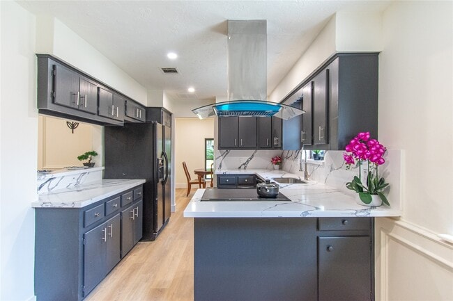 Building Photo - 11523 Bandlon Dr