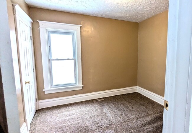 Building Photo - 3134 Glendale St