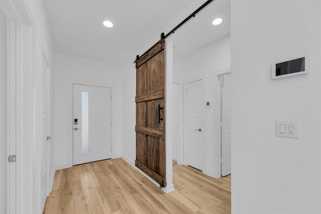 Building Photo - 149 Filifera Ct