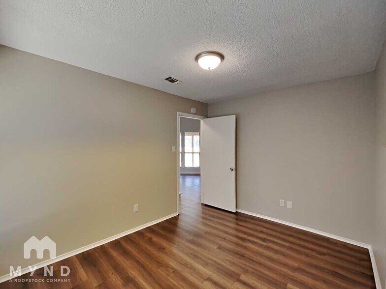 Building Photo - 6316 Shasta Trail