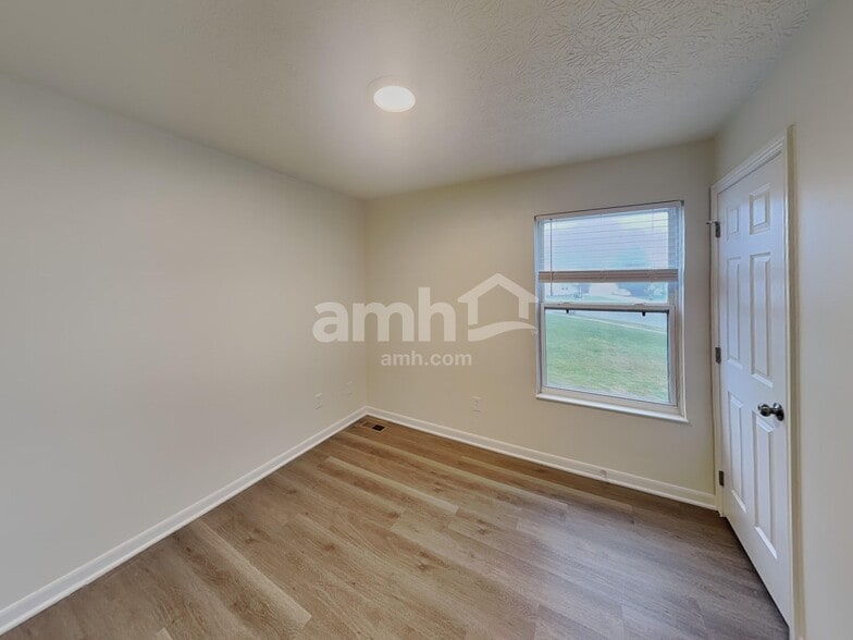 Building Photo - 8331 Priestley Dr