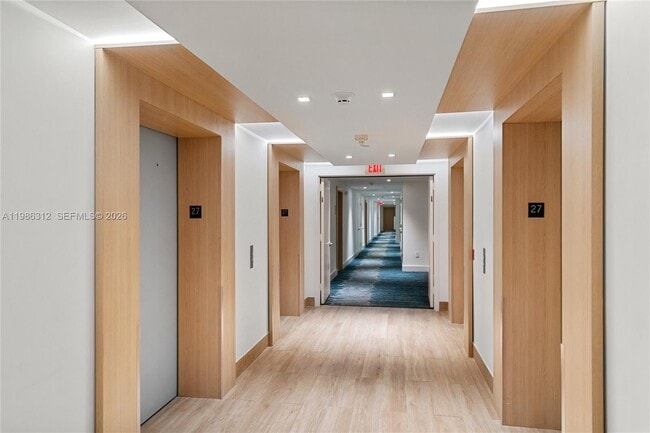 Building Photo - 90 SW 3rd St