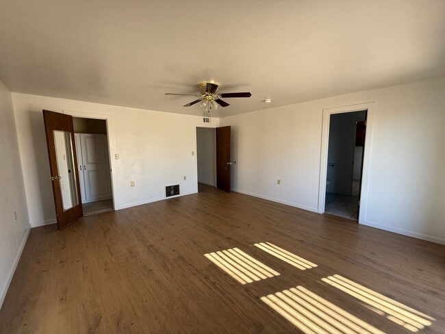 Building Photo - Spacious 2 Bedroom on 1 Arce -Texico Schools