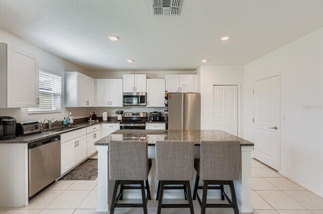Building Photo - 3606 Capital Reserve Dr
