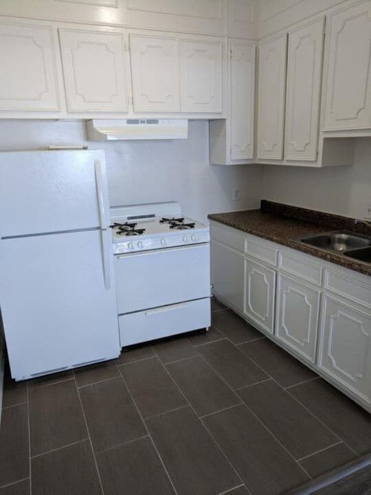 Interior Photo - 26 Westminister Avenue,