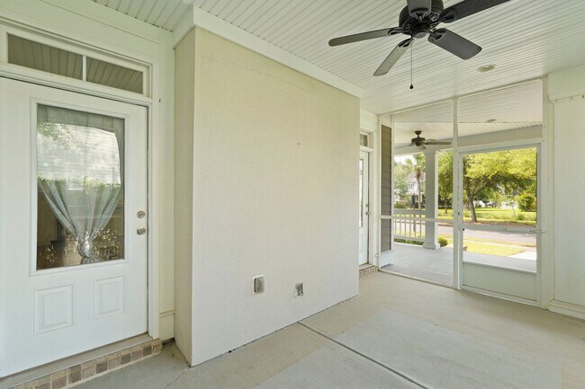 Building Photo - 3 Bedroom Dunham Marsh Beauty with Outdoor Fireplace and Resort-Style Community Amenities